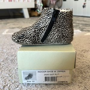 Petit Nord soft shoe with zipper